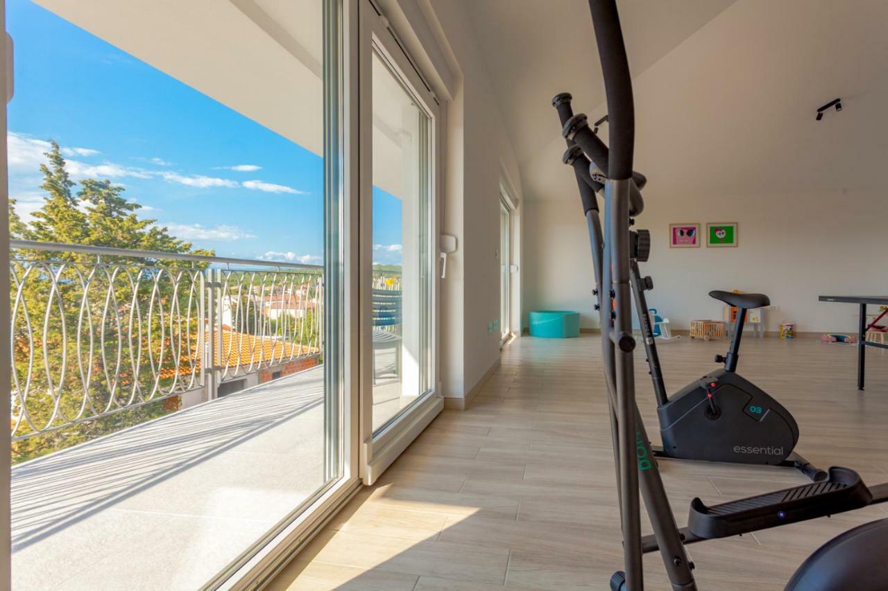 Luxury Villa Rivabel Malinska Bagian luar foto